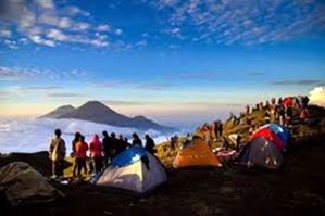 Gunung Prau Jawa Tengah eloratour